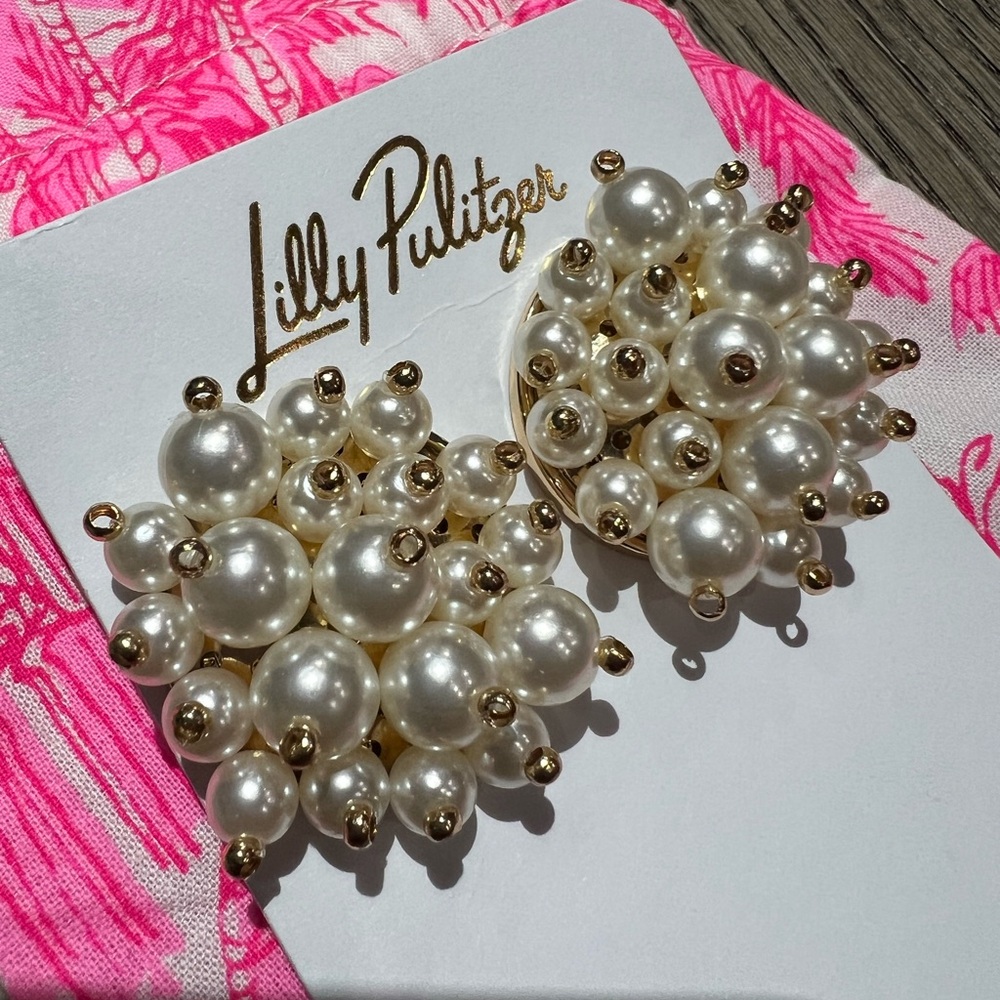 NEW Lilly Pulitzer Tidepool Treasures Pearl Earrings Gold Tone NWT